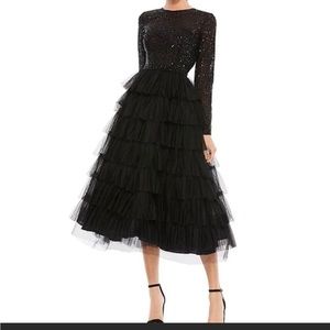 Tiered Ruffle Crew Neck Long Sleeve Midi Dress